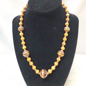 Women's Beaded Necklace